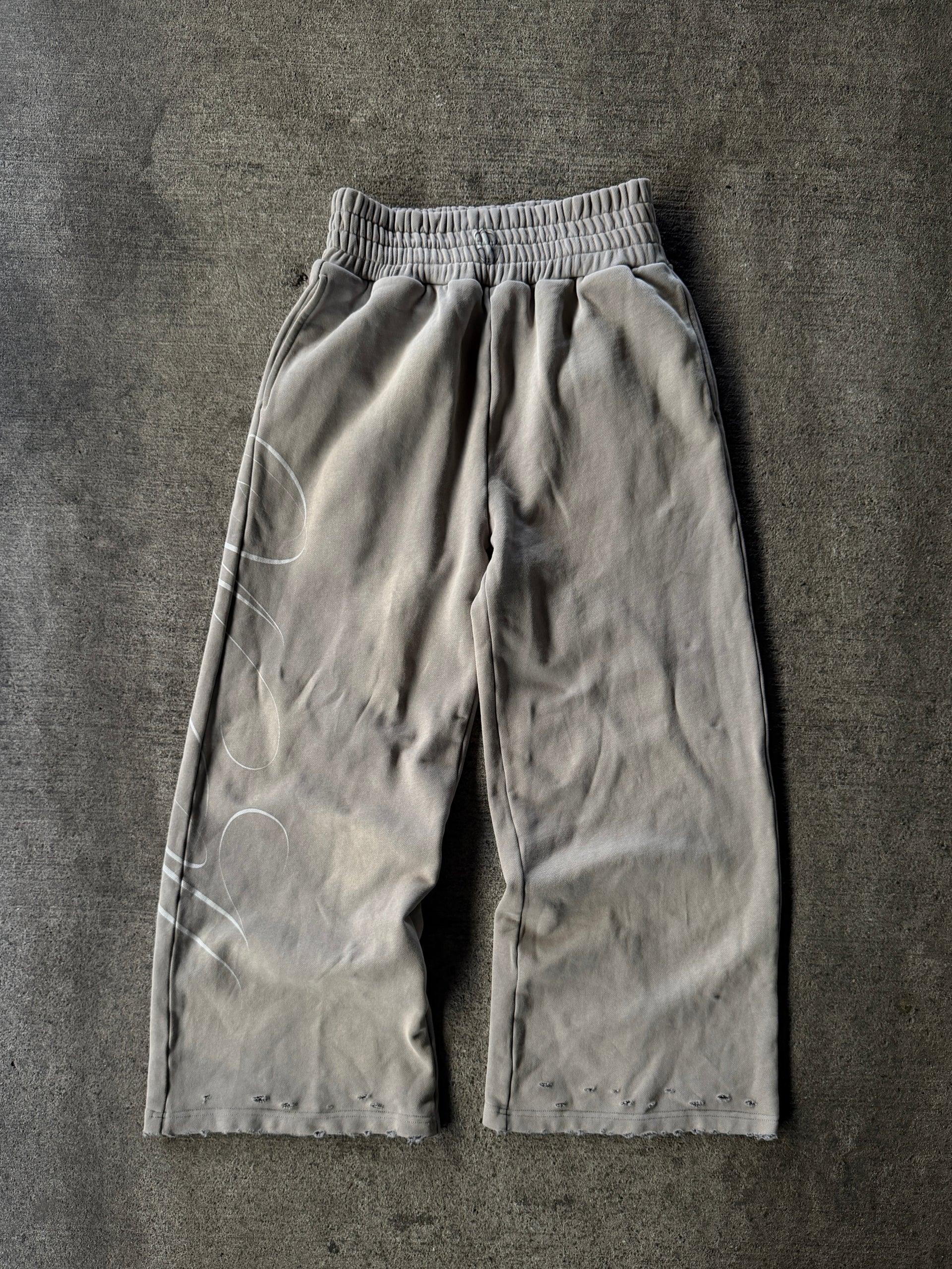 "WORNHONOR" SWEATS